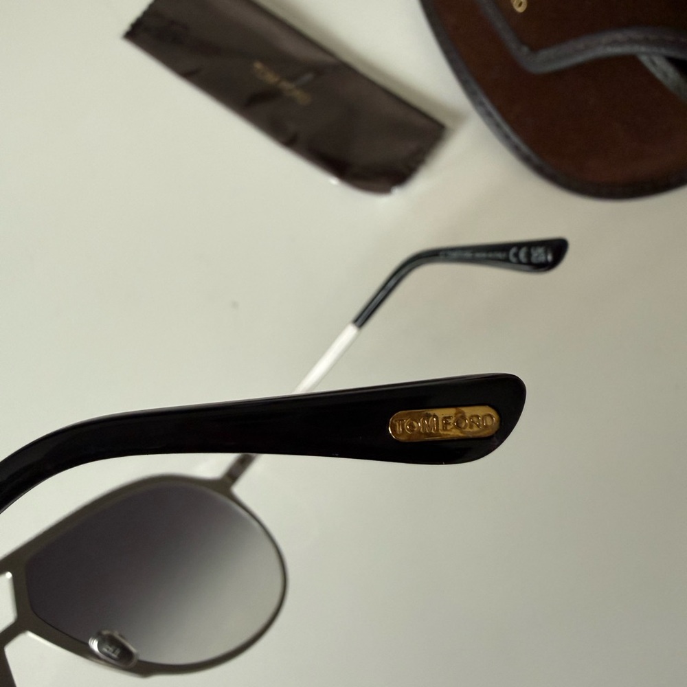 Tom Ford sunglasses - Picture 5 of 5
